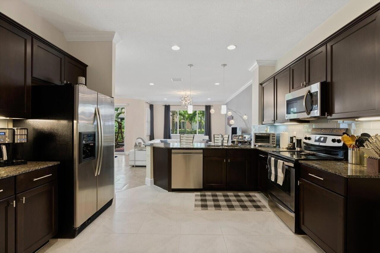 2086 Foxtail View Court, West Palm Beach, FL 33411 photo 13