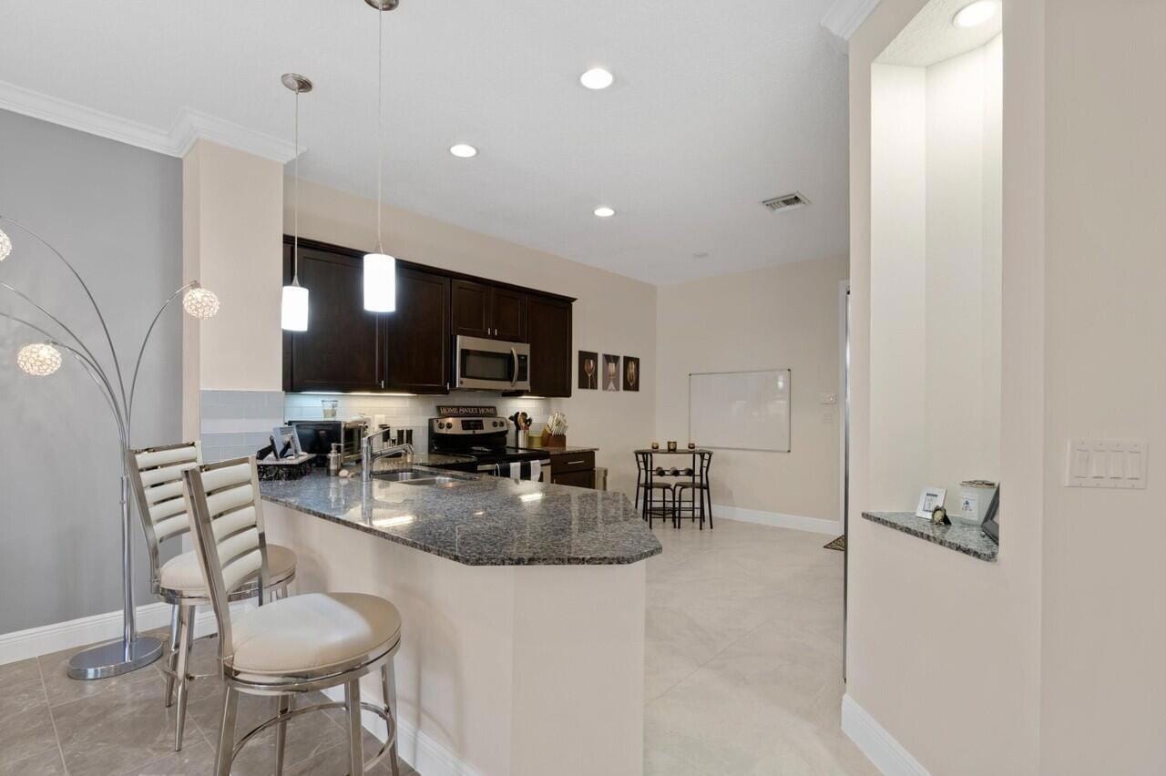 2086 Foxtail View Court, West Palm Beach, FL 33411 photo 14