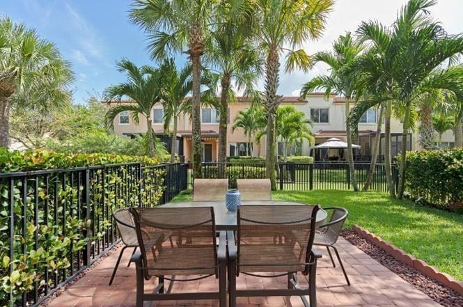 2086 Foxtail View Court, West Palm Beach, FL 33411 photo 5