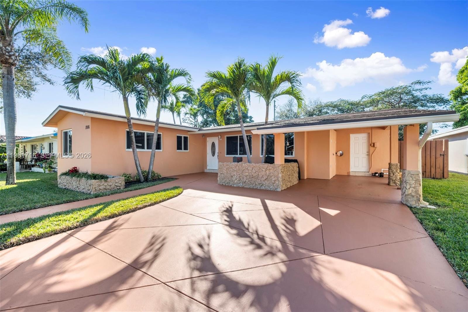 1916 N 36th Avenue, Hollywood, FL 33021