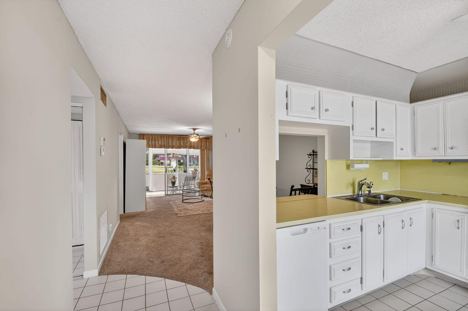 742 Nantucket Circle, Lake Worth, FL 33467 photo 10