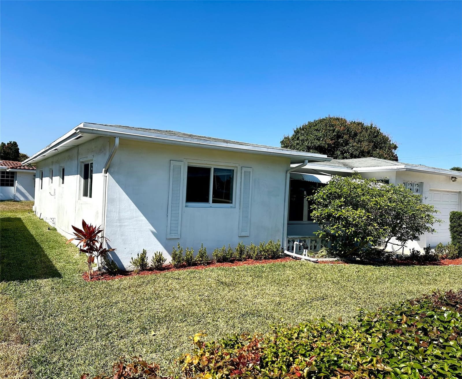 1195 N Rock Island Road, Margate, FL 33063 photo 2
