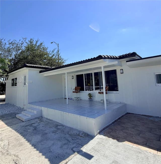 598 E 41st Street, sold in Hialeah 14 Addn, Hialeah, FL