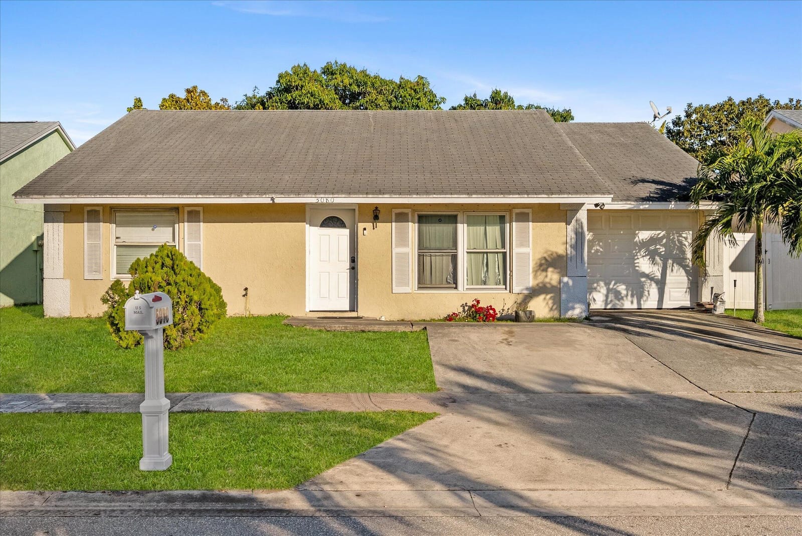 5080 Cornell Walk Walk, Lake Worth, FL 33463 photo 2