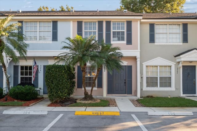 5360 Jubilee Way, sold in Fiesta, Margate, FL