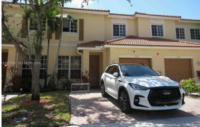 3195 NW 31st Terrace, sold in Strok Plat No 2, Oakland Park, FL