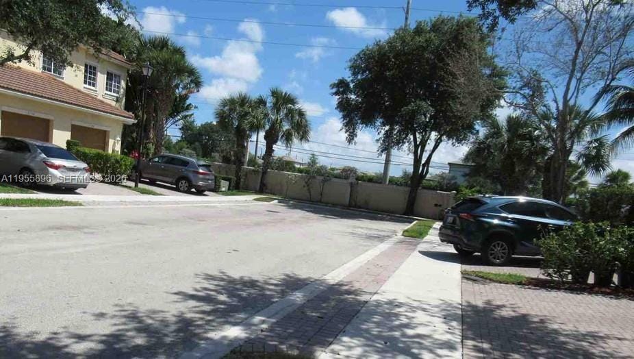 3195 NW 31st Terrace, Oakland Park, FL 33309 photo 2