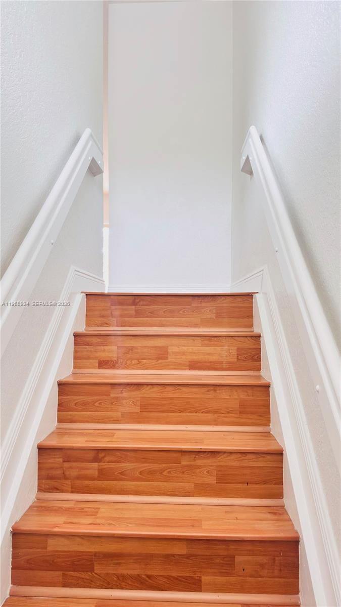 5610 NW 114th Place 205, Doral, FL 33178 photo 2
