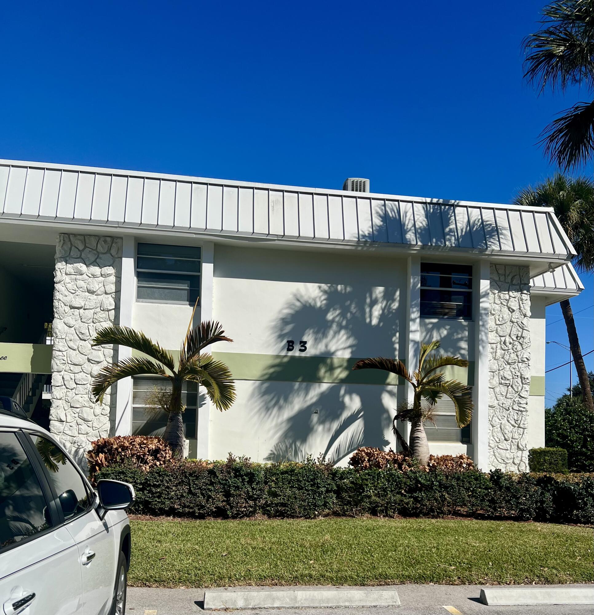2302 Sunrise Boulevard 3-201, Fort Pierce, FL 34982, Fort Pierce