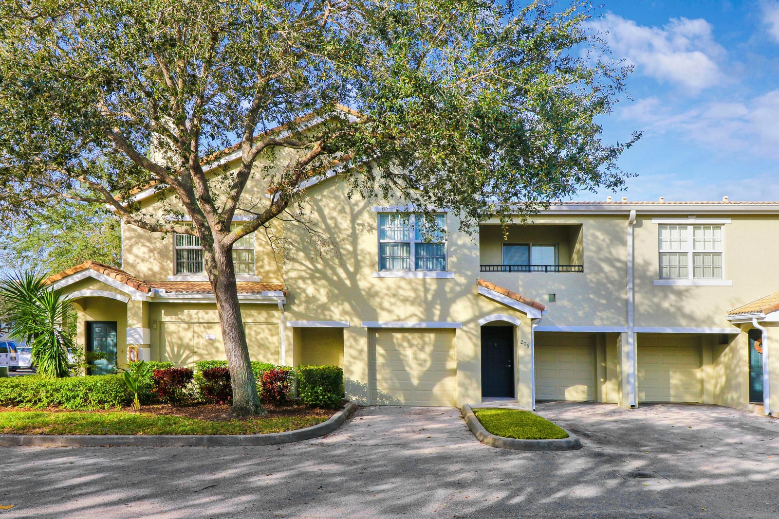 154 SW Peacock Boulevard 28101 — photo 3