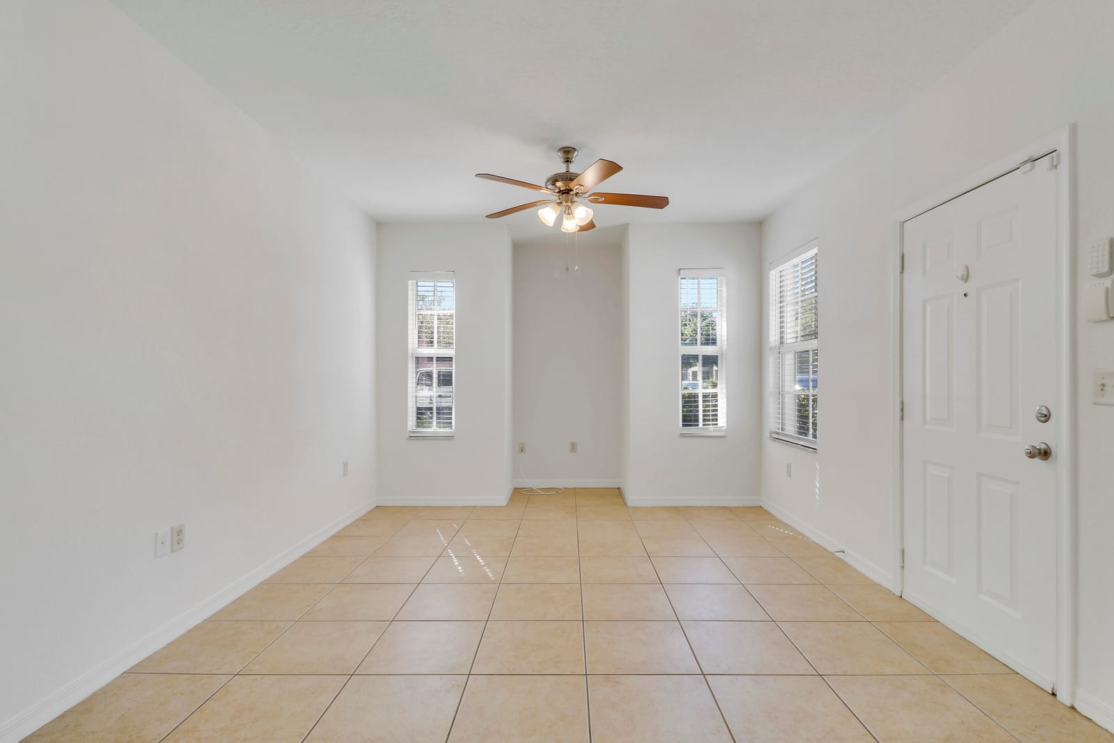 154 SW Peacock Boulevard 28101 — photo 9