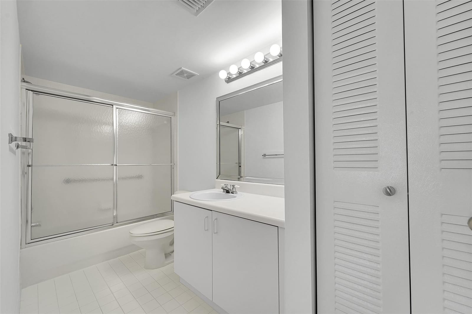 9537 Weldon Circle 202, Fort Lauderdale, FL 33321 photo 16