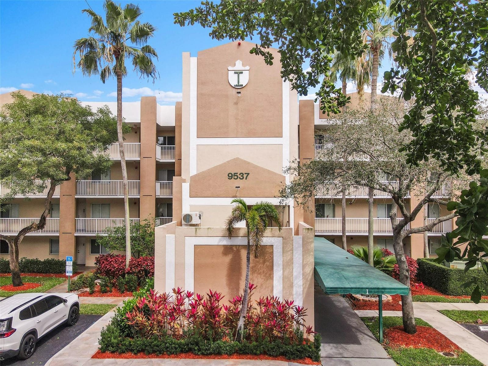 9537 Weldon Circle 202, Fort Lauderdale, FL 33321 photo 30