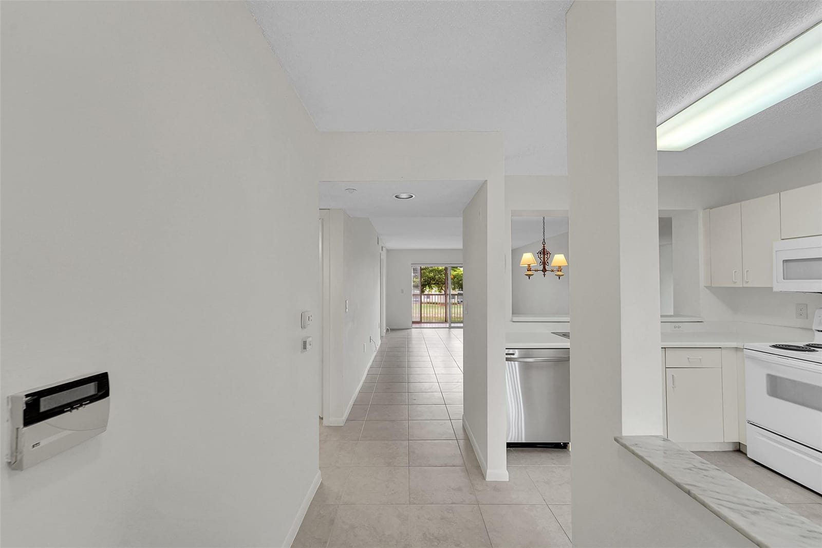 9537 Weldon Circle 202 — photo 5