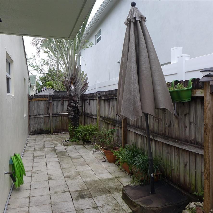 812 NE 15 Avenue — photo 10