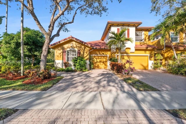 5750 NW 119th Terrace, sold in Heron Bay South, Coral Springs, FL