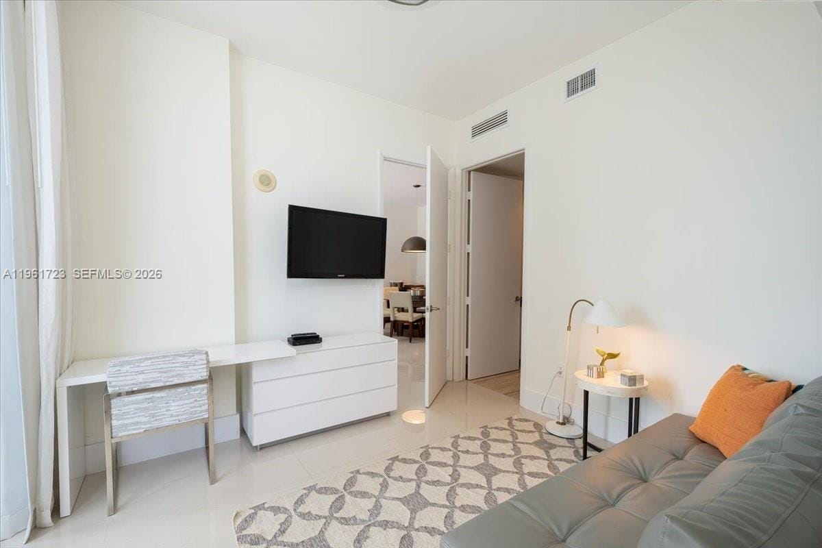 15811 Collins Avenue 1502, Sunny Isles Beach, FL 33160 photo 8