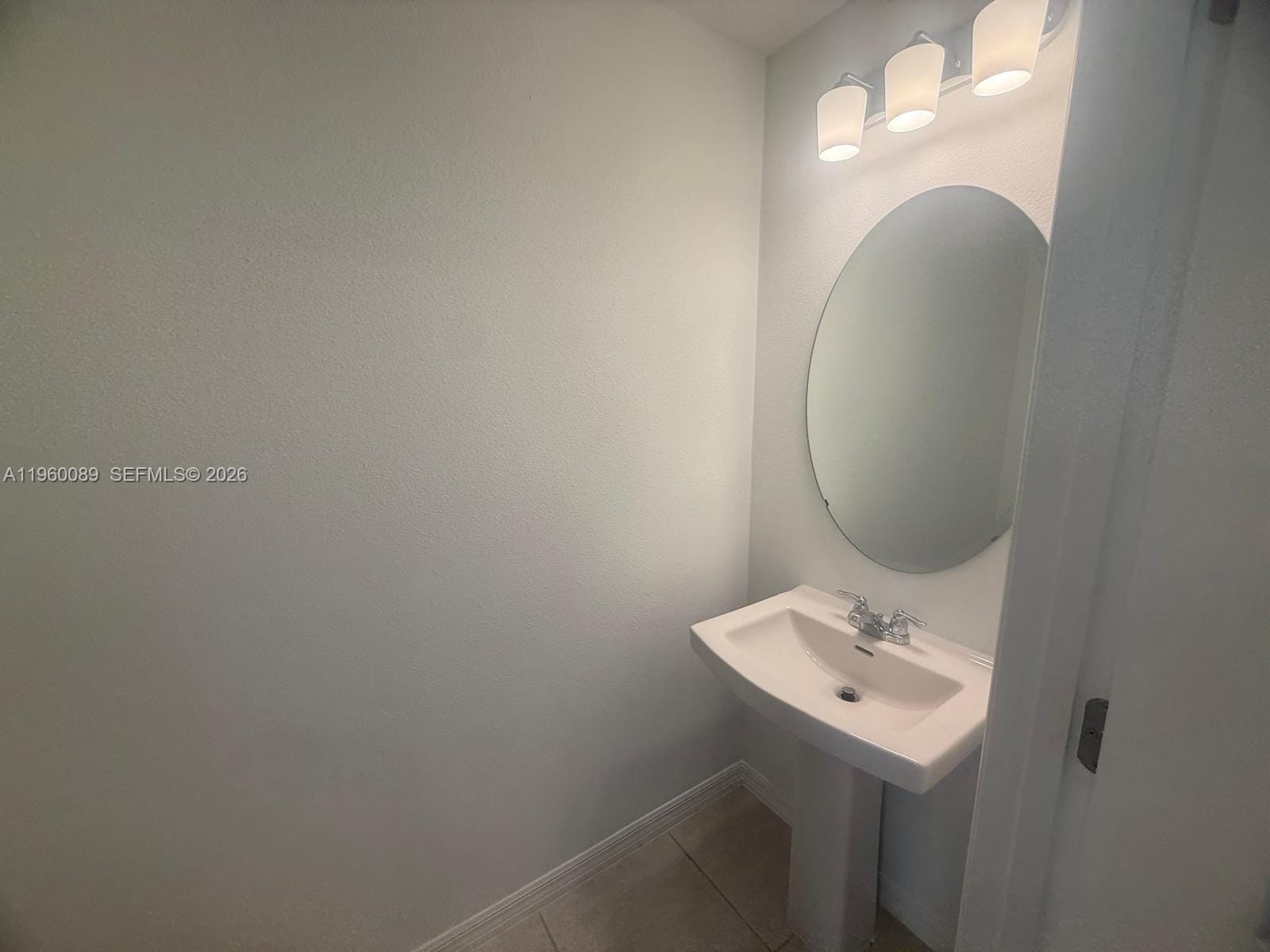 2025 Viewfinder 2025 — photo 7