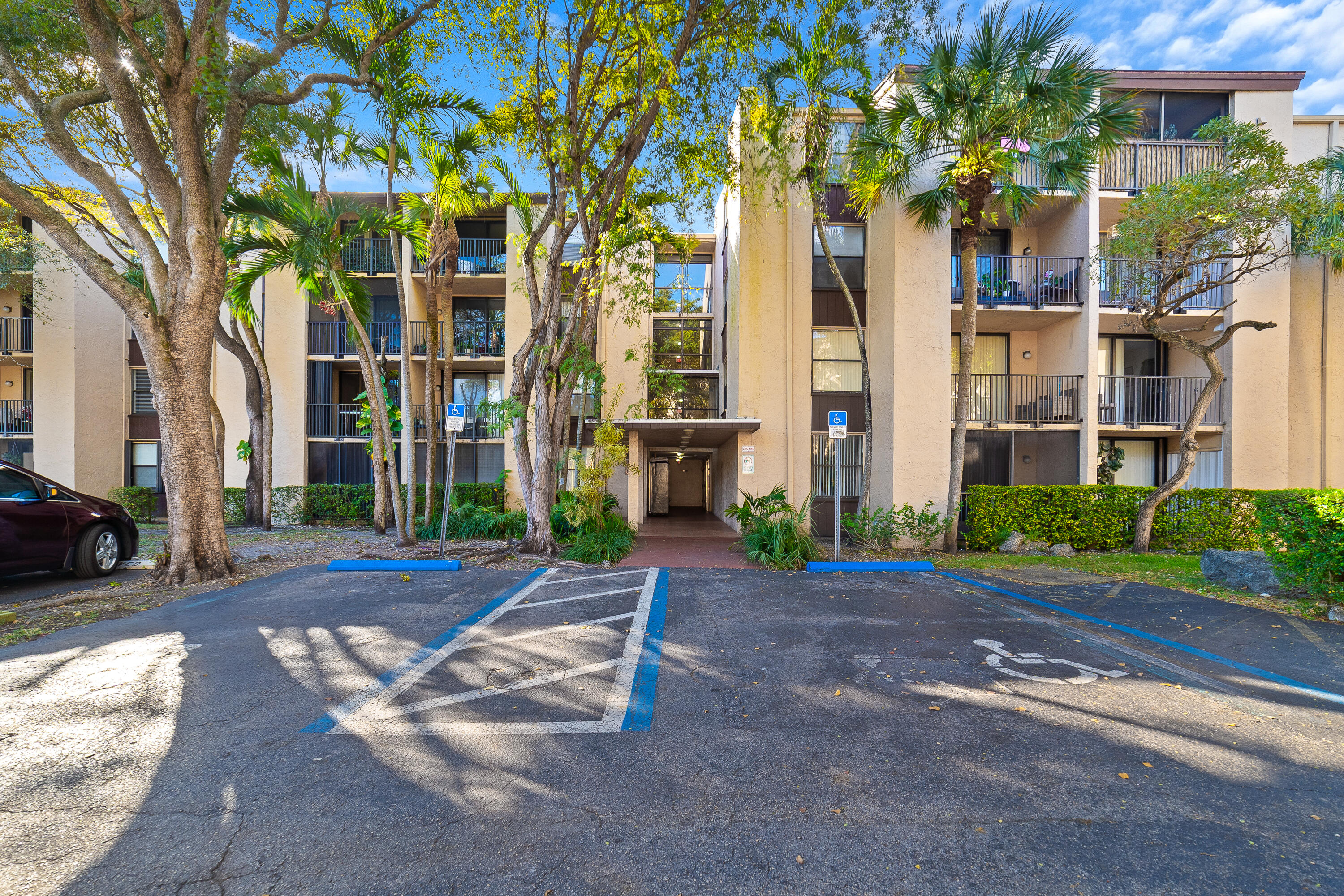 14221 SW 88th Street 303c, Miami, FL 33186