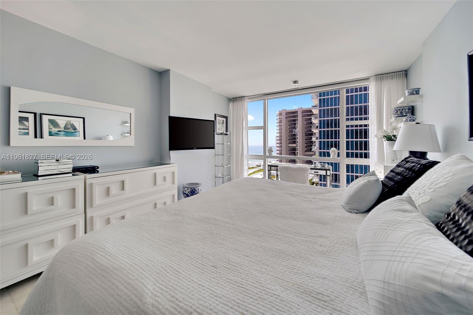 6801 Collins Avenue 1110 (Door 1106), Miami Beach, FL 33141 photo 16