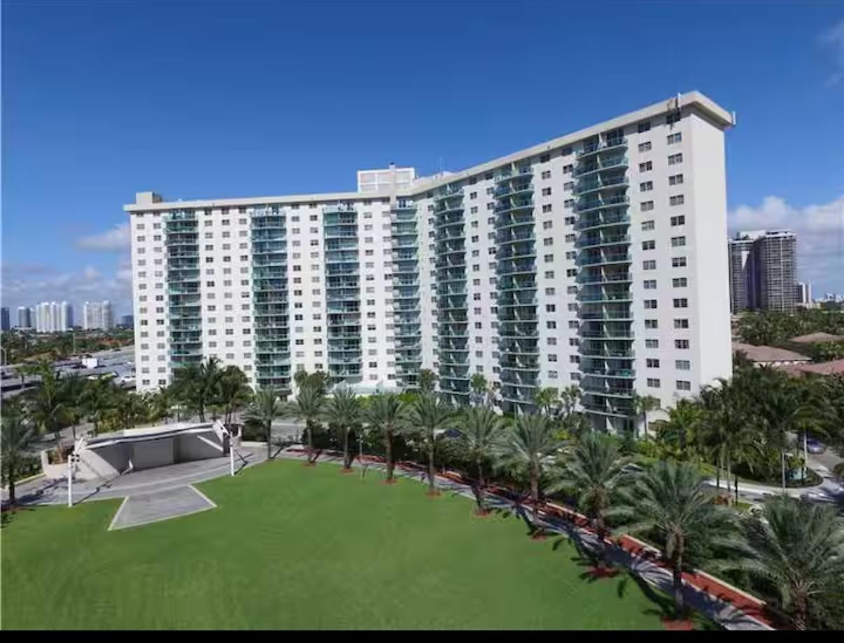 19370 Collins Avenue 301, Sunny Isles Beach, FL 33160, Sunny Isles Beach