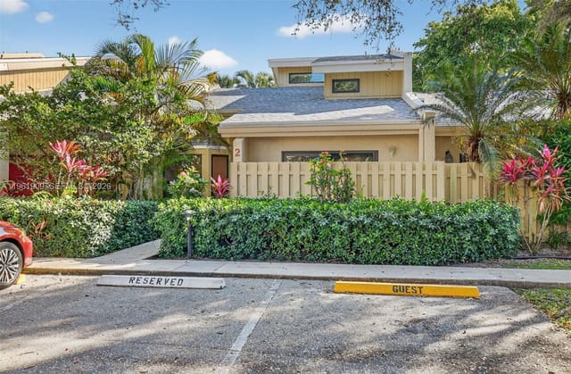 1400 NW 9th Avenue A-2, Boca Raton, FL 33486