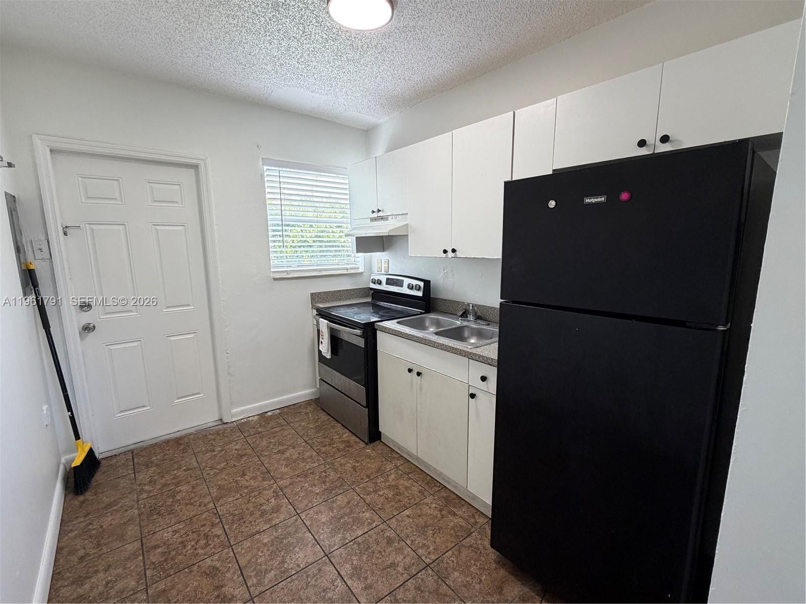 11700 SW 221st Street, Miami, FL 33170 photo 5