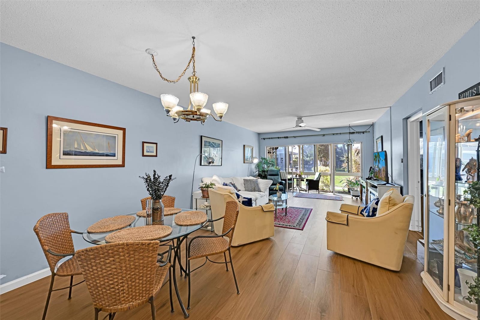 1100 SW 12th Street 108 — photo 3