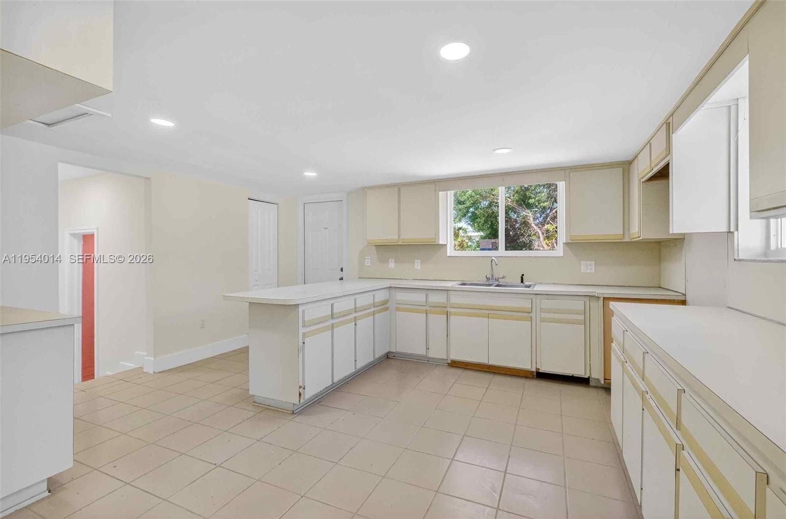 1721 S Treasure Drive, North Bay Village, FL 33141 photo 18