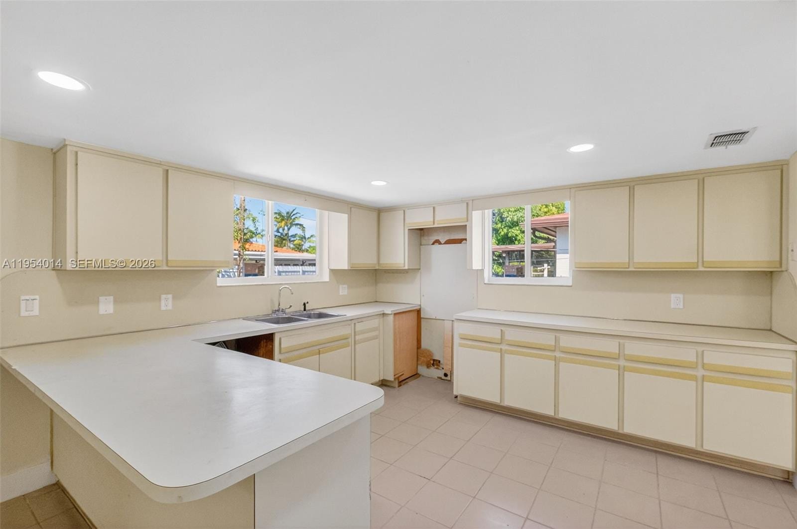 1721 S Treasure Drive, North Bay Village, FL 33141 photo 19