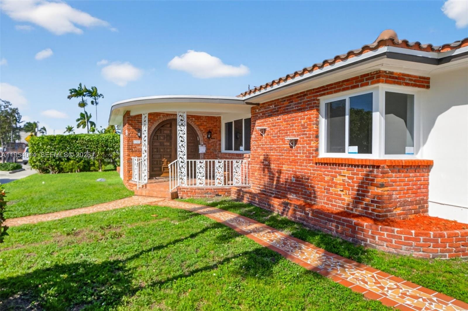 1721 S Treasure Drive, North Bay Village, FL 33141 photo 6