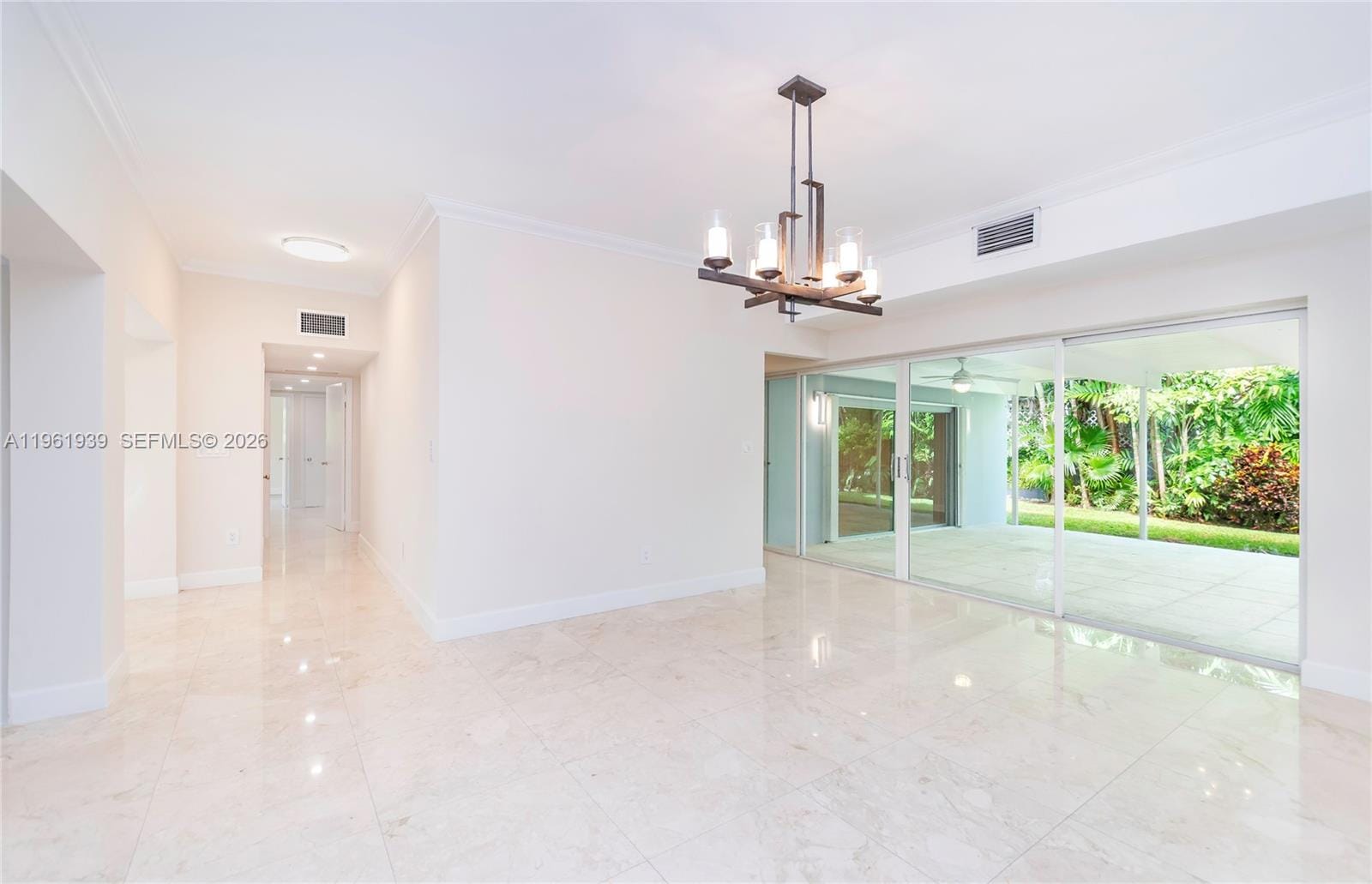 310 Harbor Court — photo 6