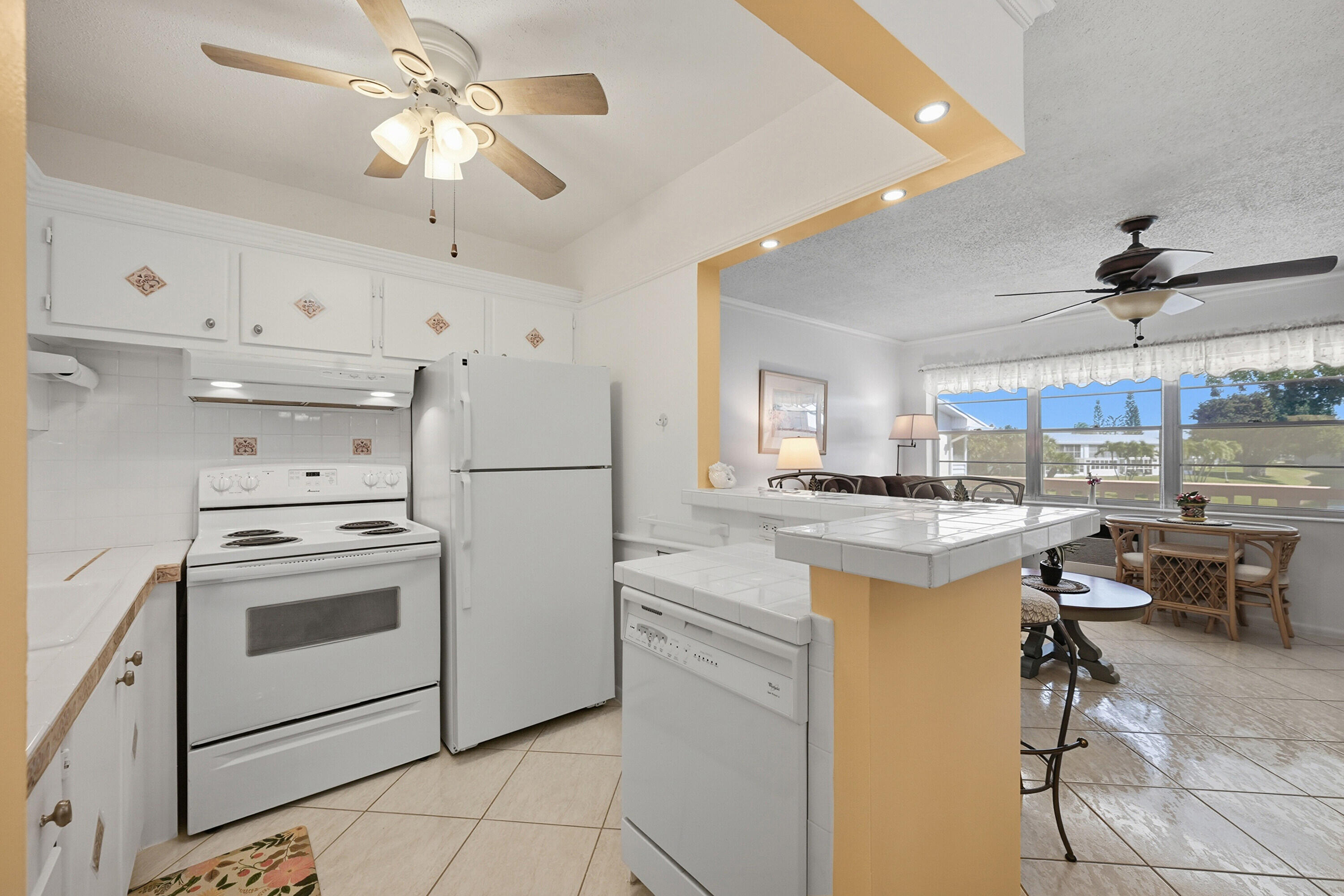 47 Berkshire B Crescent B, West Palm Beach, FL 33417, West Palm Beach