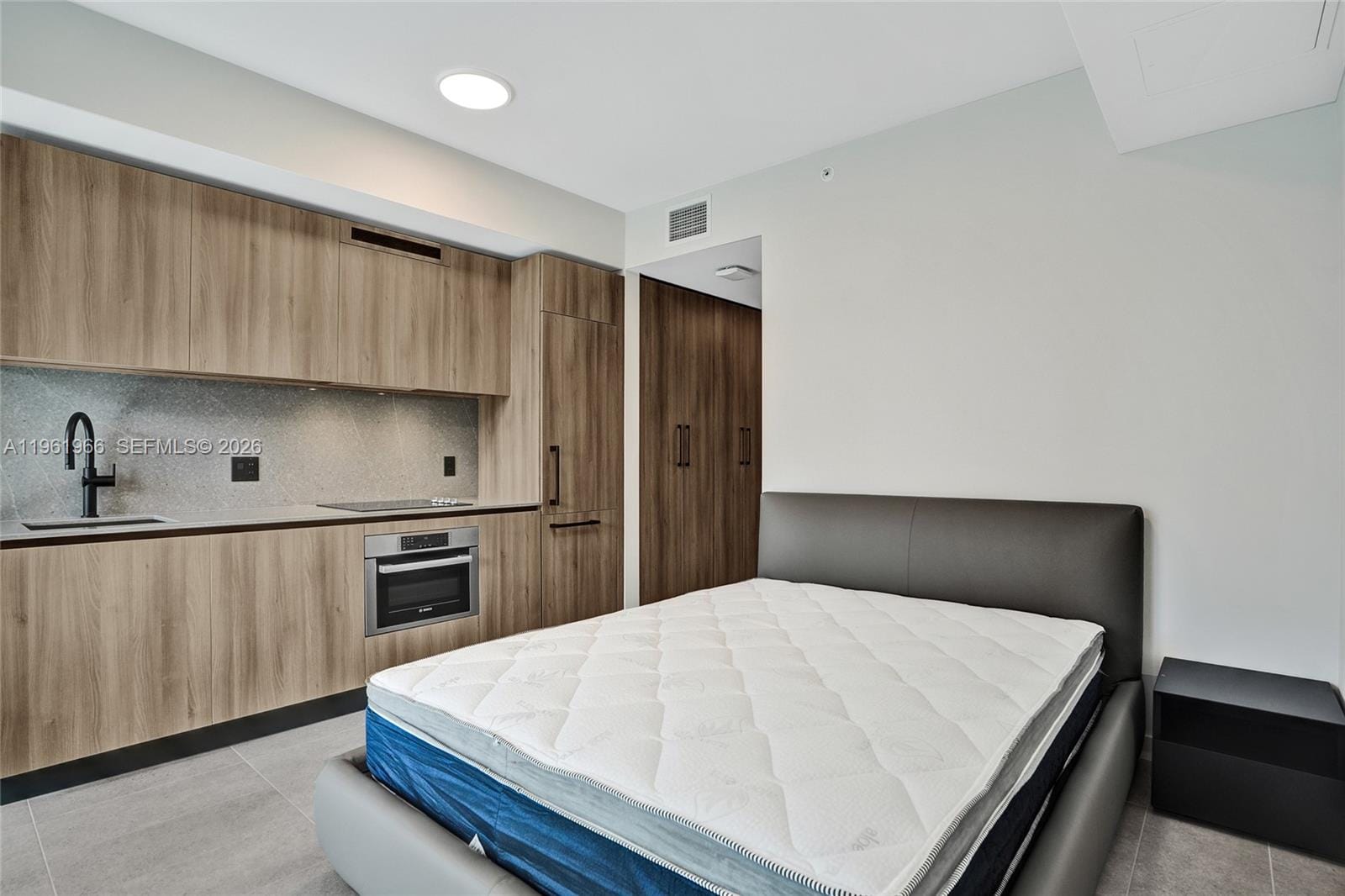 121 NE 5th Street 1001B — photo 12