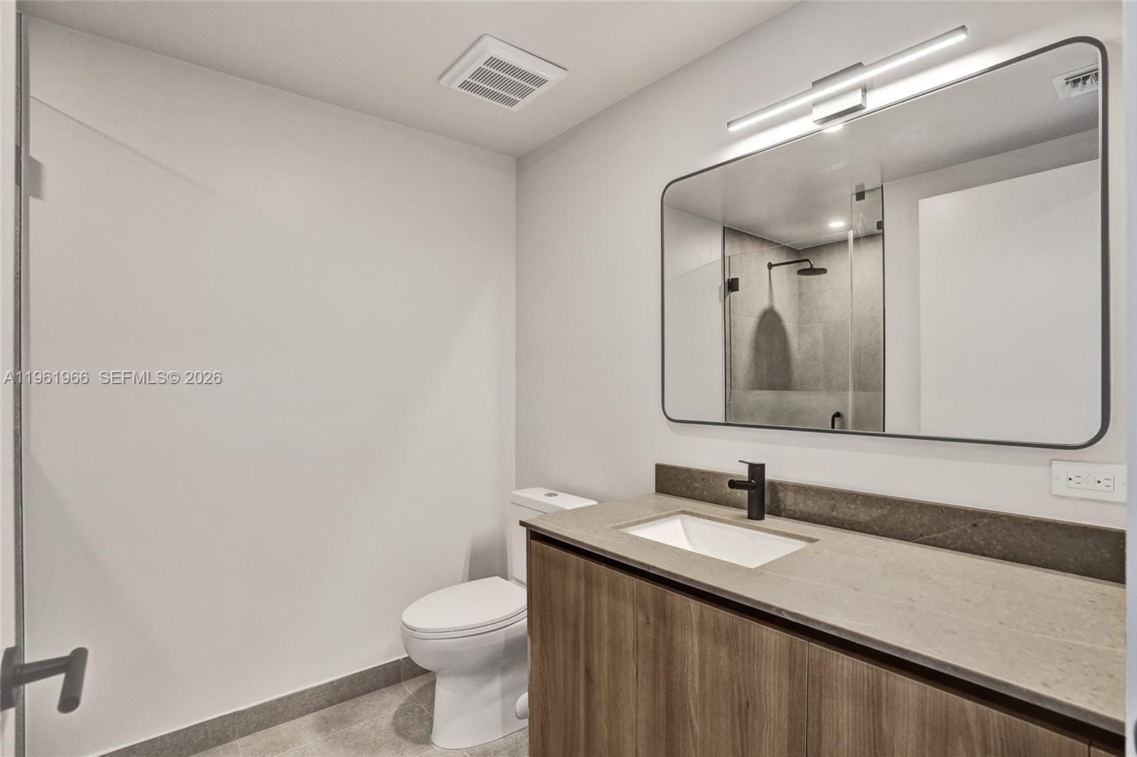 121 NE 5th Street 1001B — photo 4