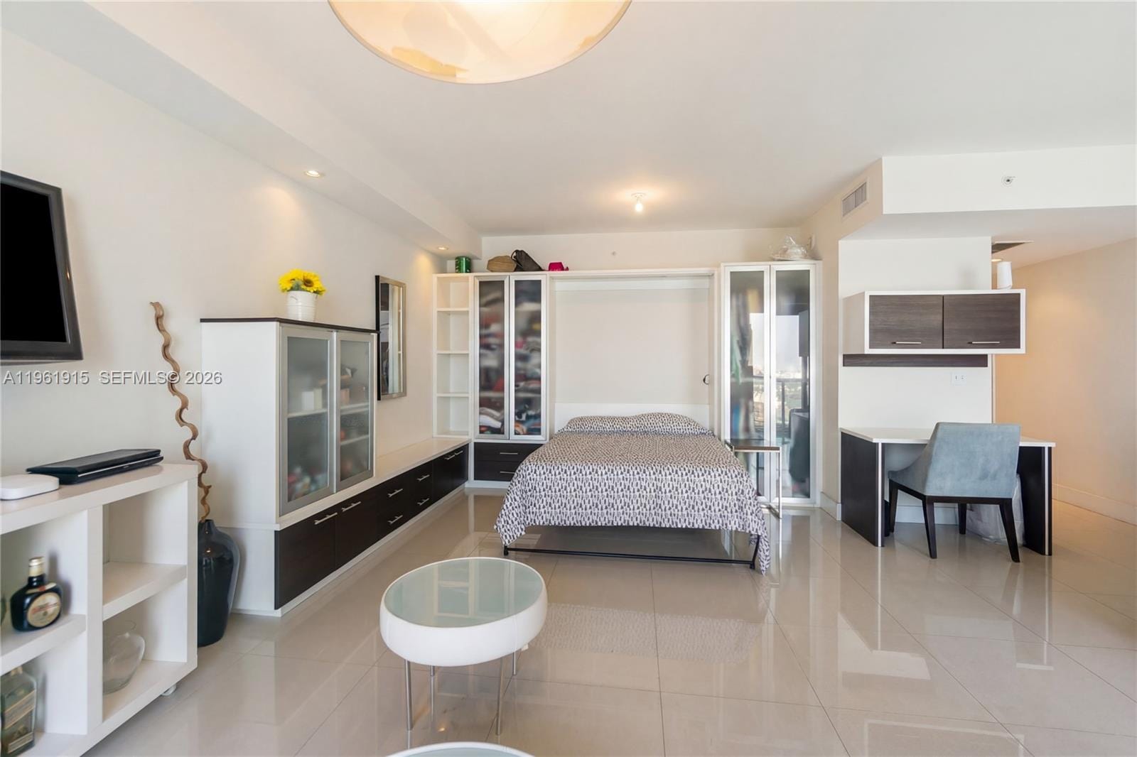 253 NE 2nd Street 3105, Miami, FL 33132 photo 12