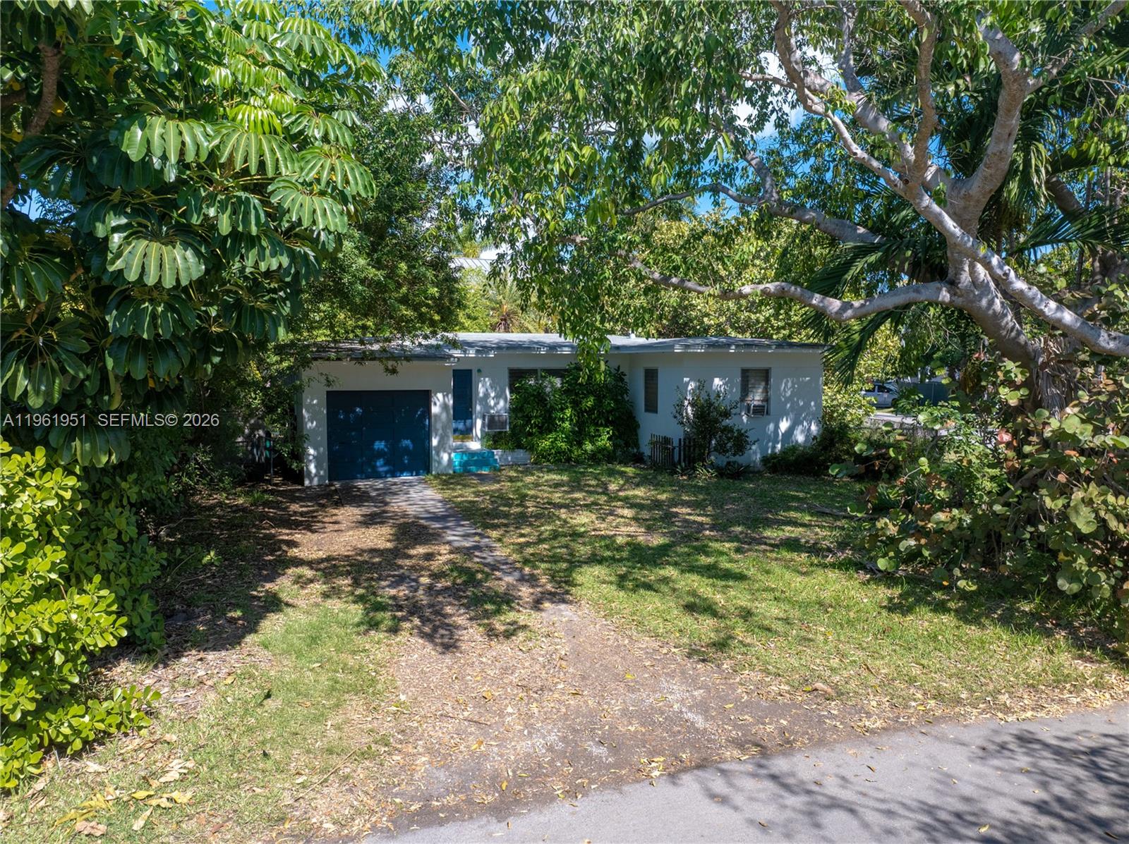 301 Redwood Lane, Key Biscayne, FL 33149, Key Biscayne