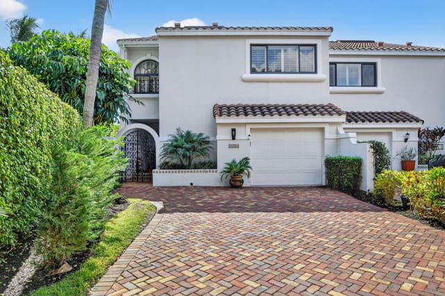 5586 N Ocean Boulevard 35g, Ocean Ridge, FL 33435