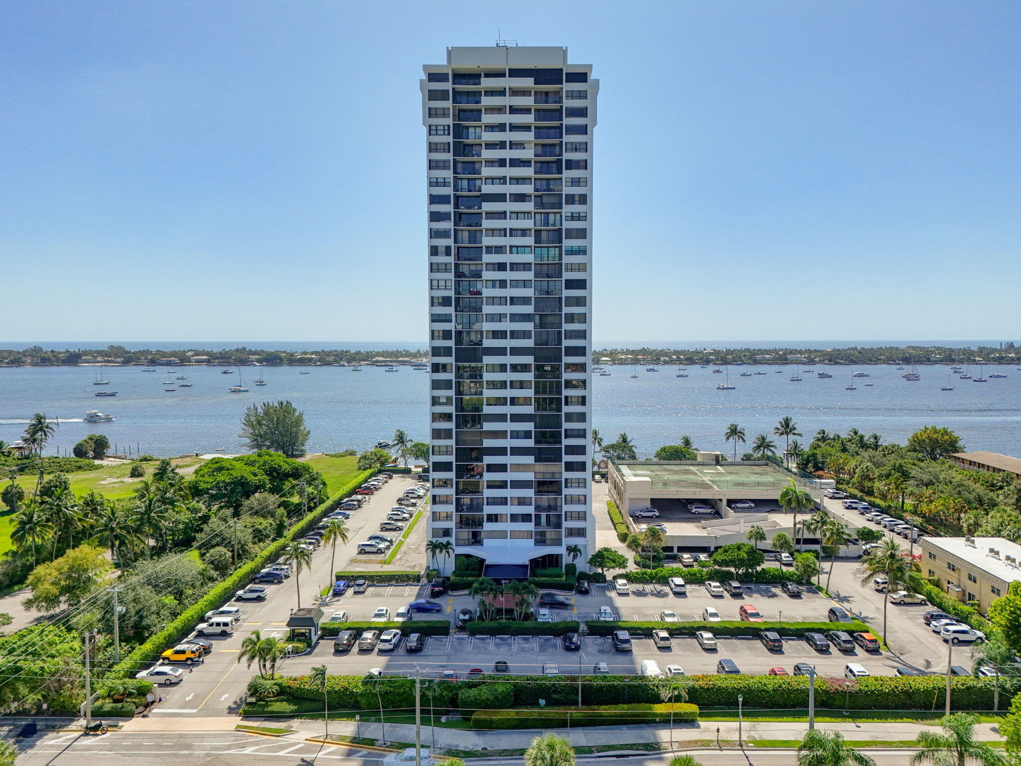 5600 N Flagler Drive 2703, West Palm Beach, FL 33407, West Palm Beach