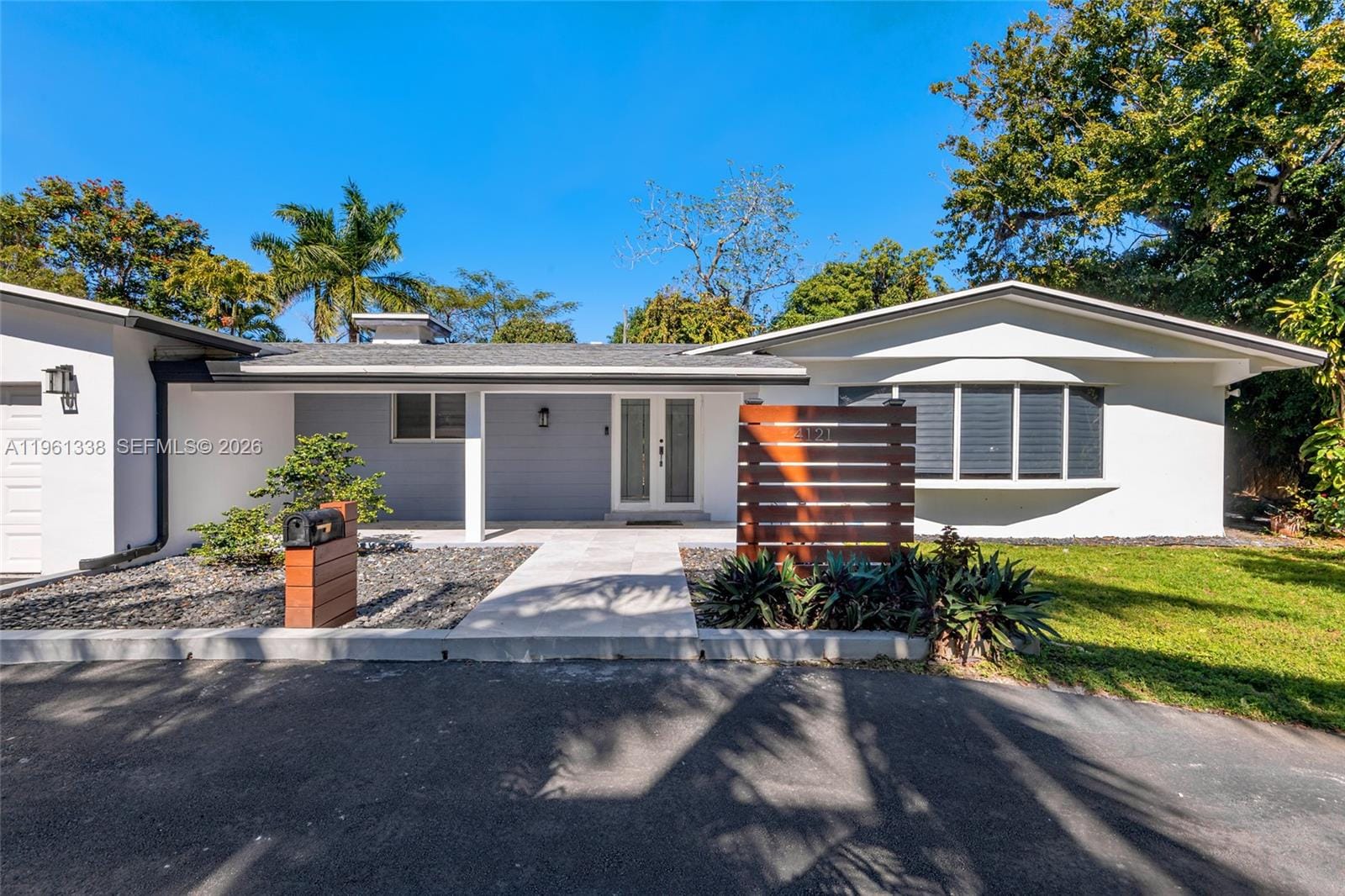 4121 SW 3rd Street, Plantation, FL 33317 photo 2