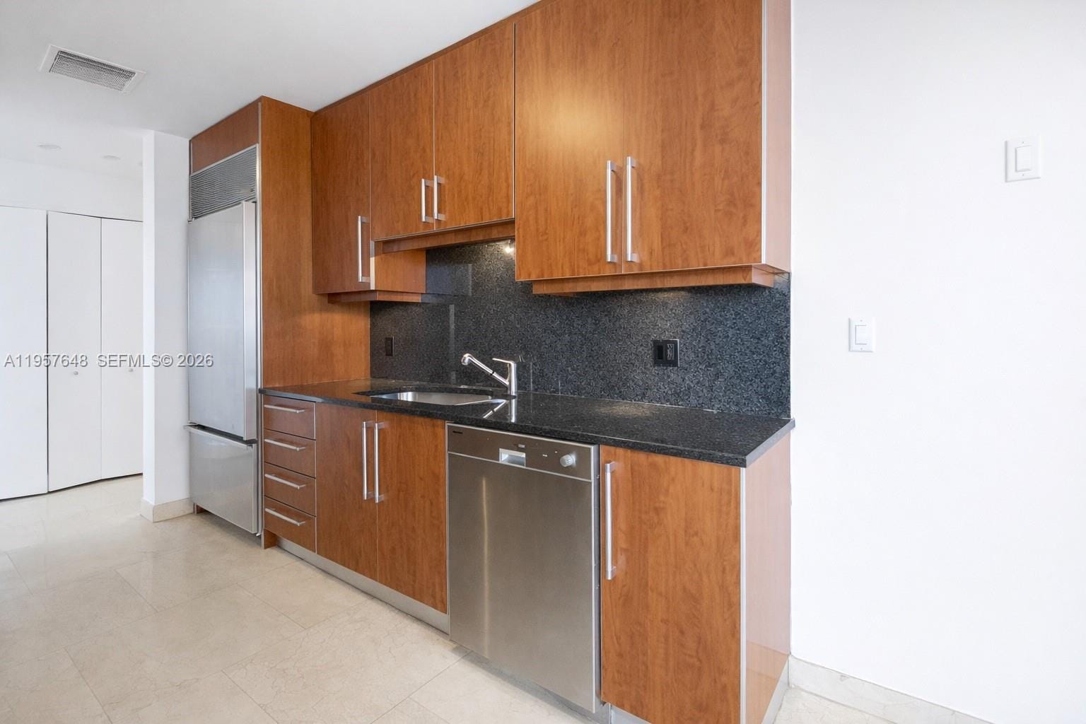 901 Brickell Key Boulevard 1603, Miami, FL 33131 photo 14