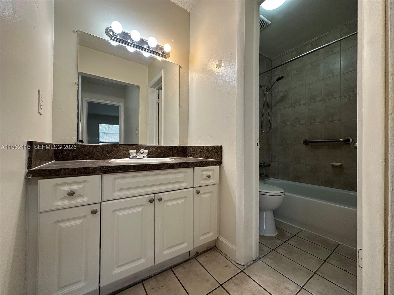 1008 NW 45th Avenue 9 — photo 11