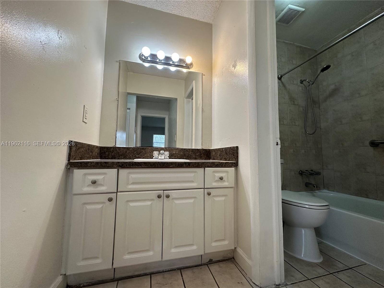 1008 NW 45th Avenue 9 — photo 9