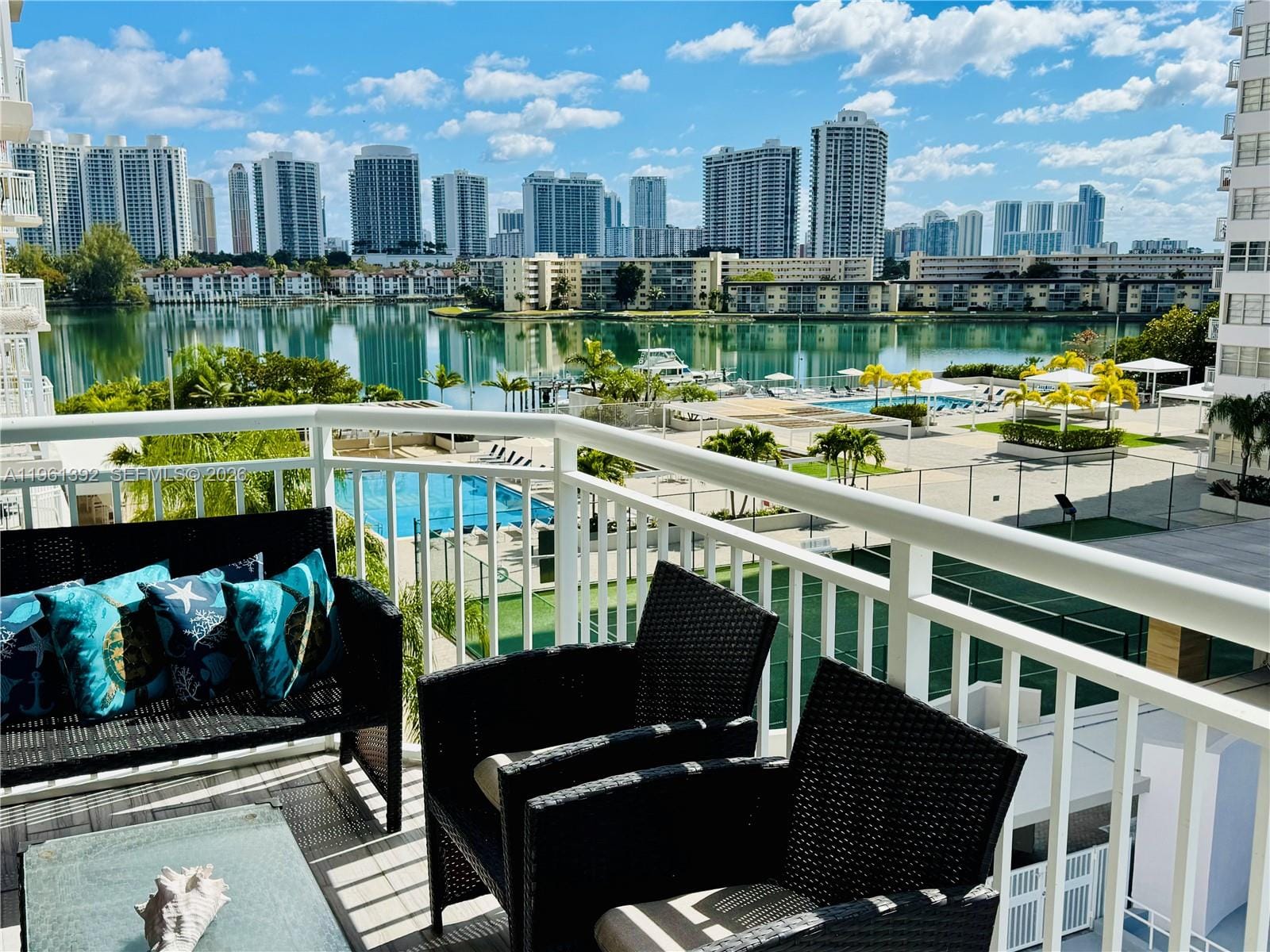 18051 Biscayne Boulevard 503 — photo 1