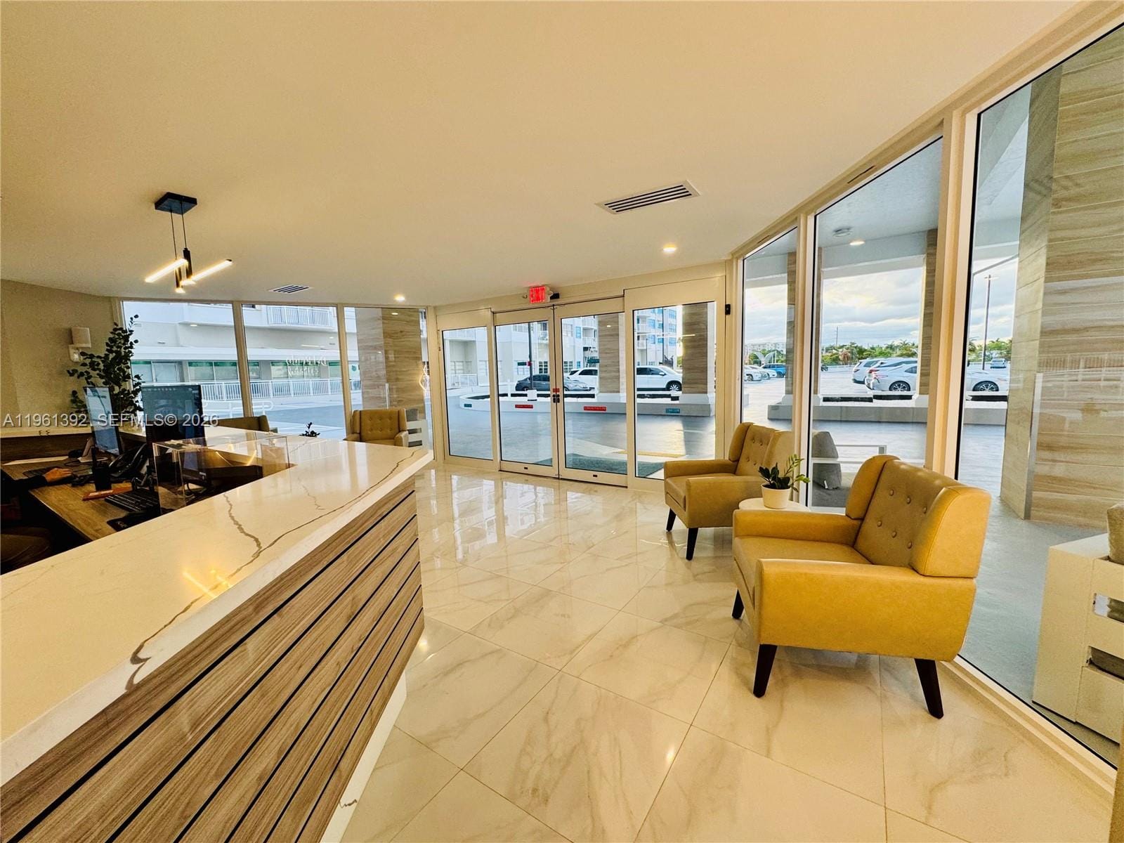 18051 Biscayne Boulevard 503, Aventura, FL 33160 photo 30