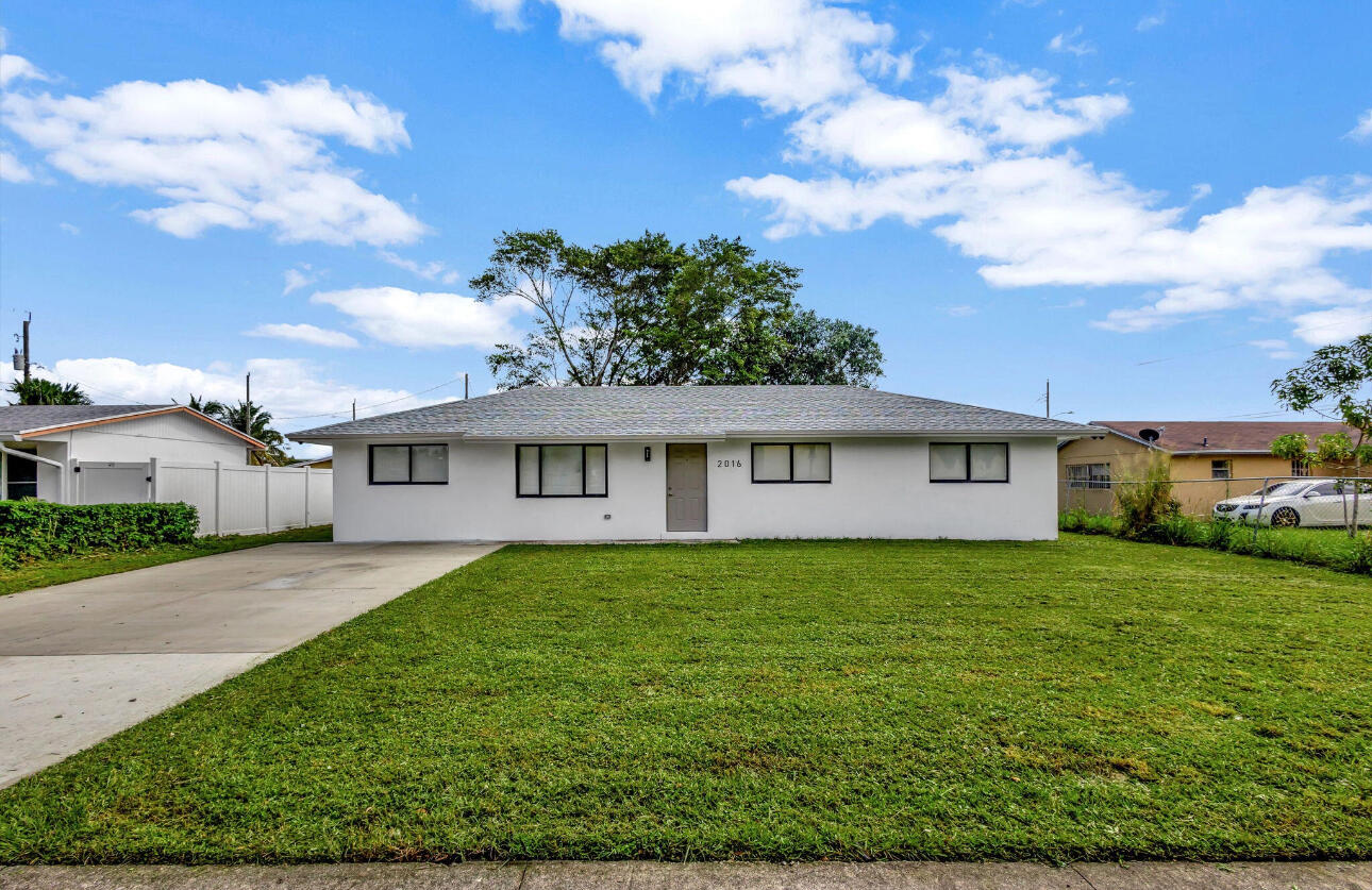 2016 Avenue S, Riviera Beach, FL 33404, Riviera Beach
