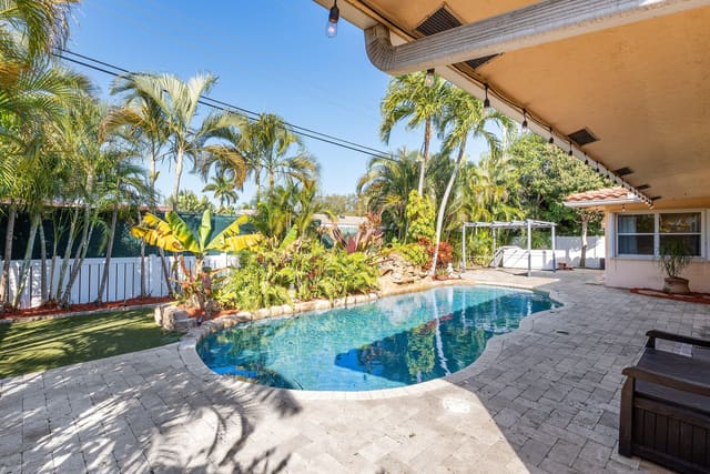 451 NE 25th Terrace, sold in Boca Woods, Boca Raton, FL