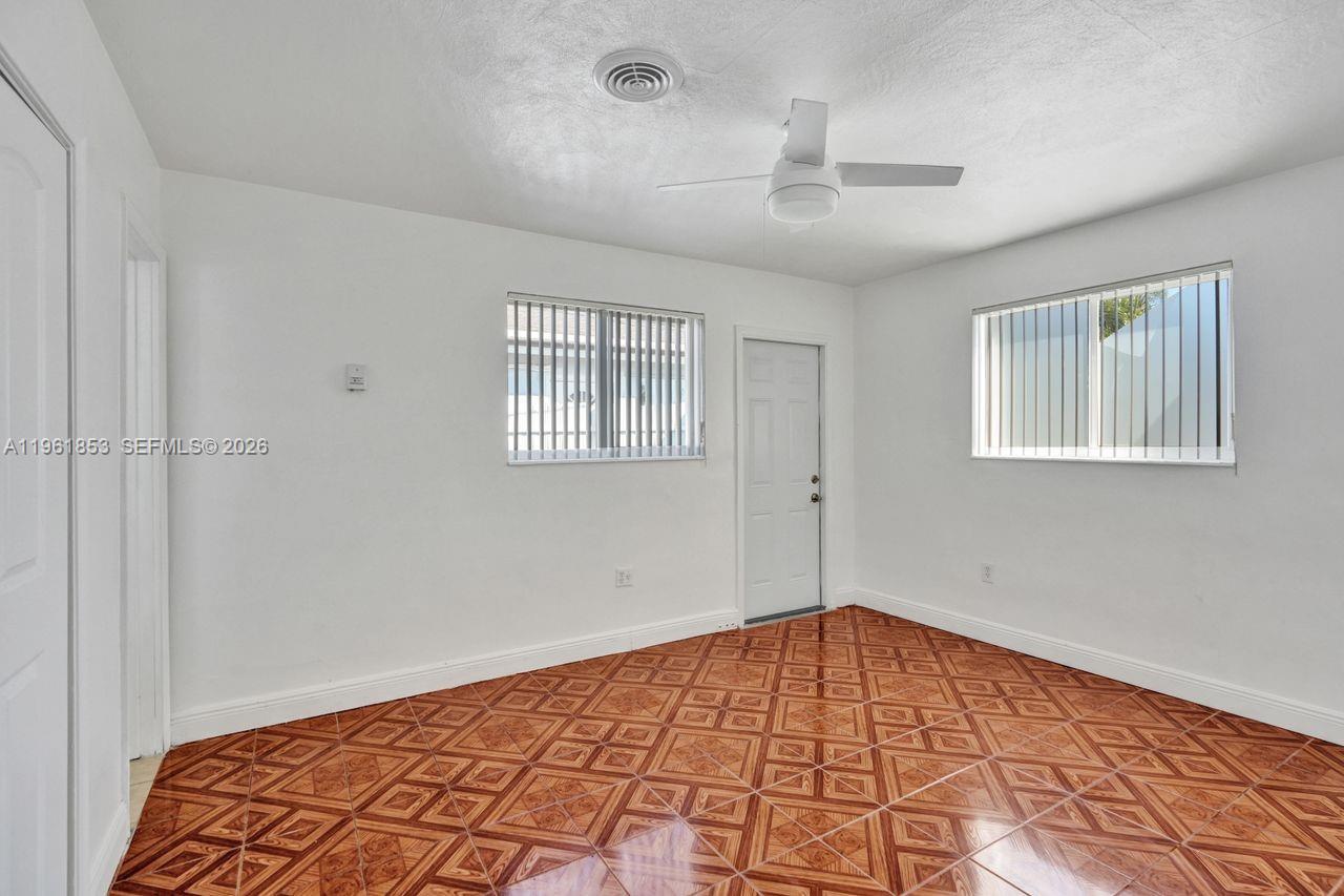 6617 Dahlia Drive, Miramar, FL 33023 photo 16