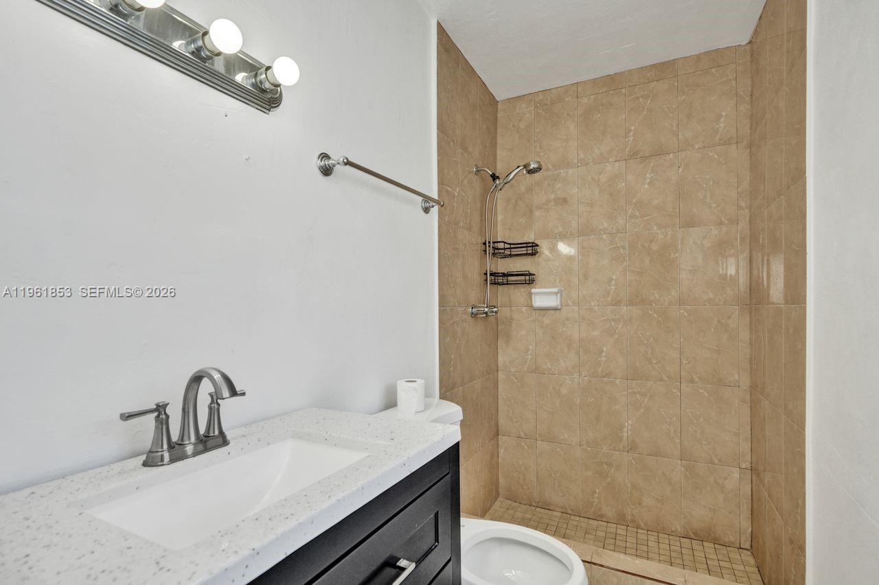 6617 Dahlia Drive, Miramar, FL 33023 photo 20