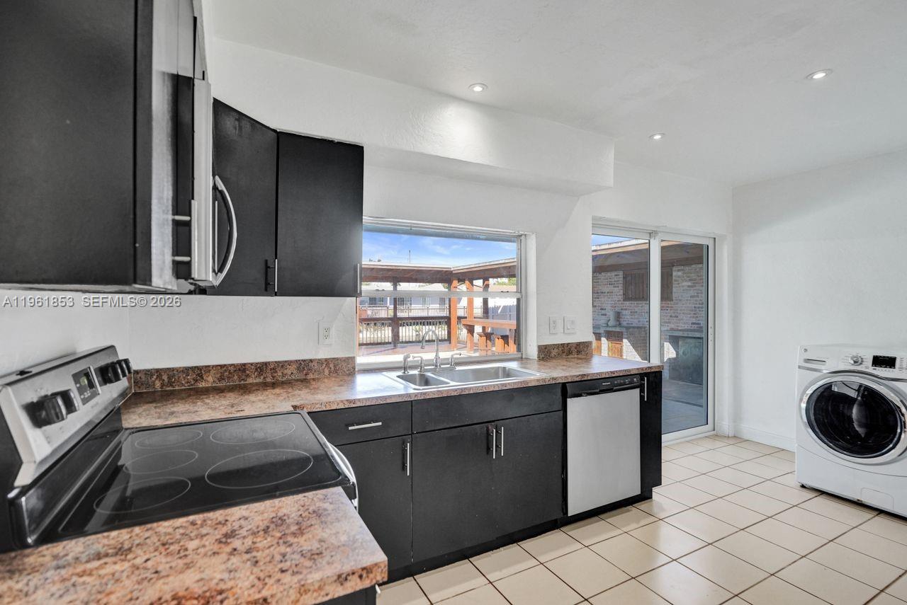 6617 Dahlia Drive — photo 4